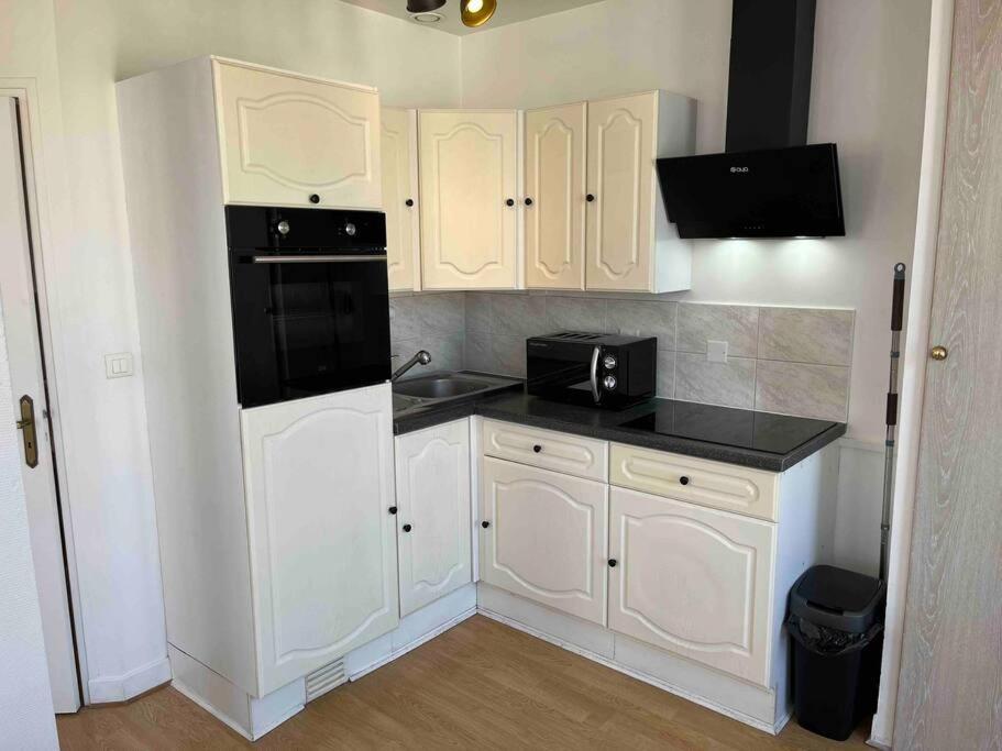 Le Saint Joseph Apartment Chalons en Champagne Luaran gambar